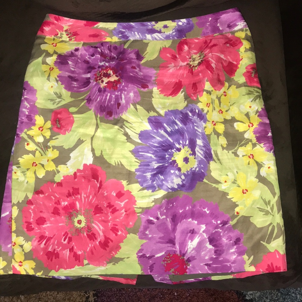 Fitted Banana Republic Skirt